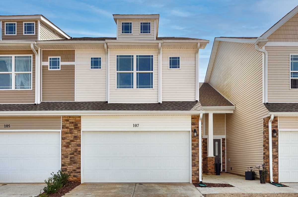 107 Woodsbrook Place Southwest, Madison, AL, USA, 35756  | Town Home