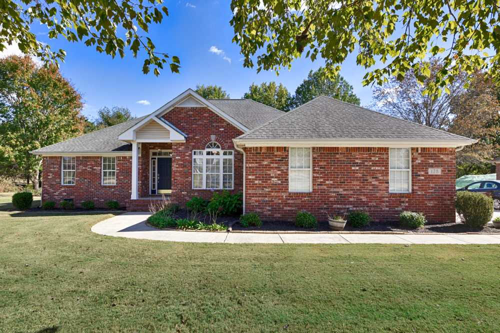 128 River Downs Drive, Huntsville, AL, USA, 35811  | Single Family