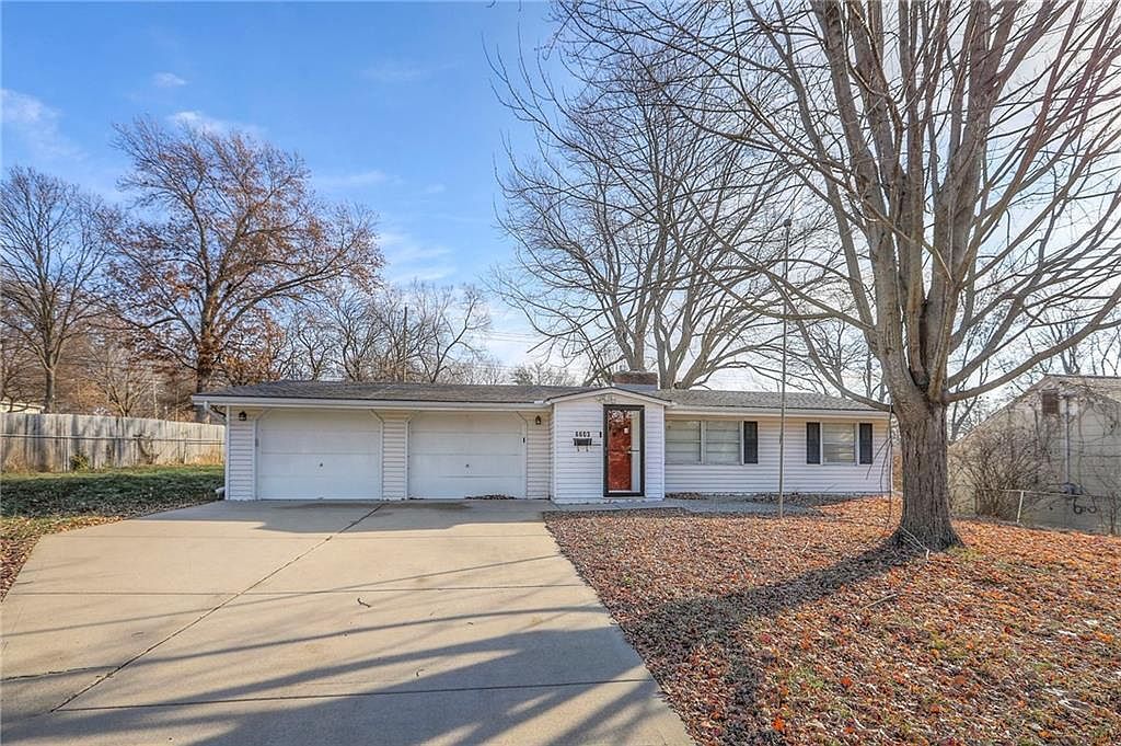 6603 Hardy Ave Raytown, MO 64133 - Thumbnail 2