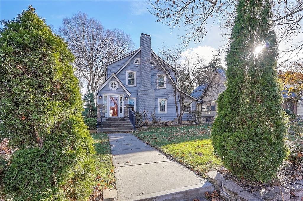 7135 Jefferson St Kansas City, MO 64114 - Thumbnail 2