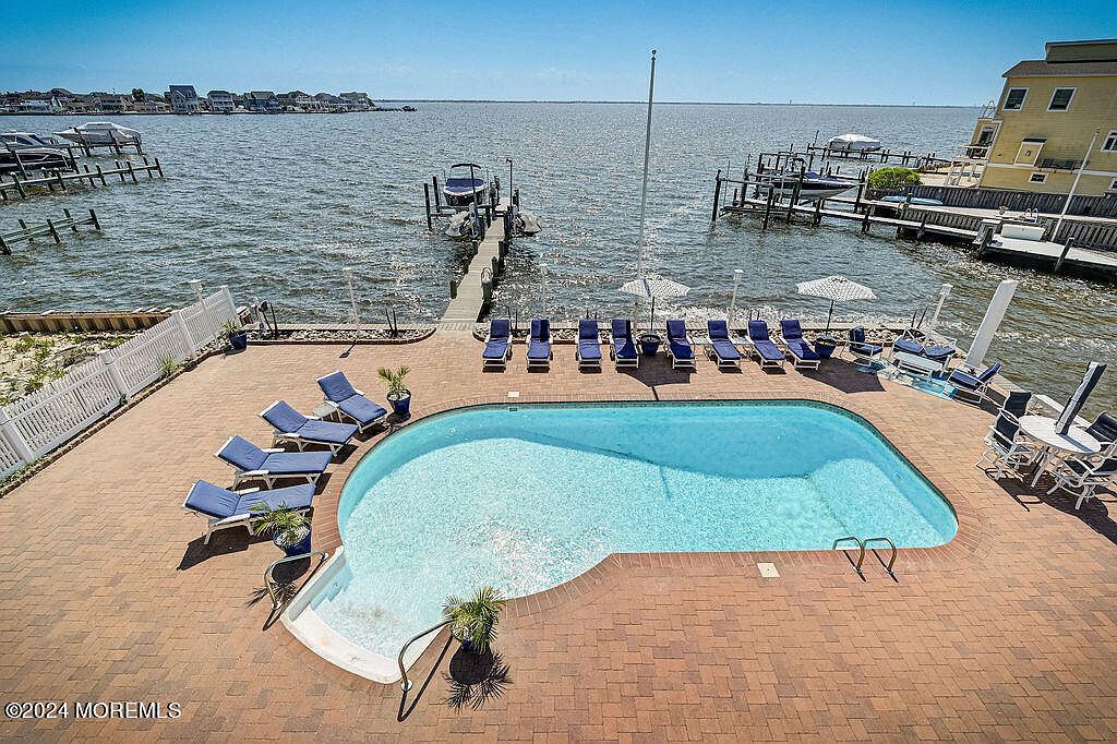 15 Bay Point Dr Toms River, NJ 08753 - Thumbnail 2