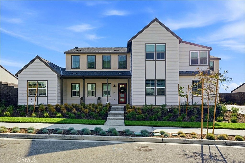 15957 Butterfly Dr Fontana, CA 92336 - Thumbnail 2