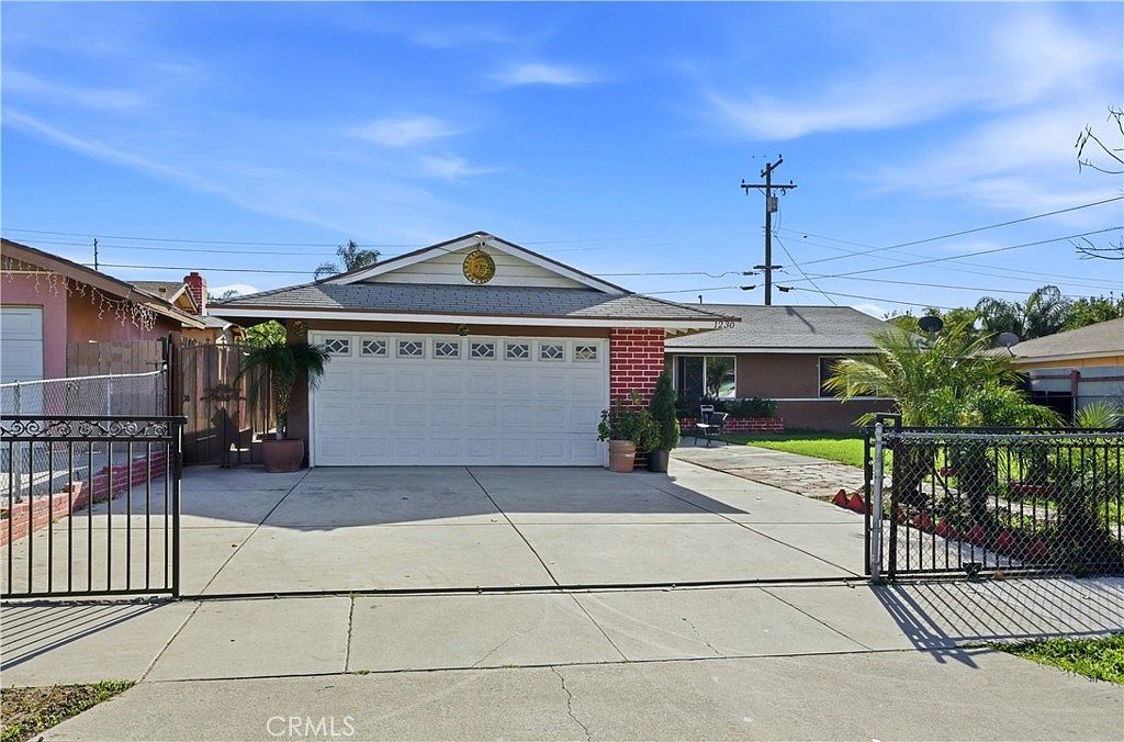 1230 Arthur Ave Riverside, CA 92501 - Thumbnail 2