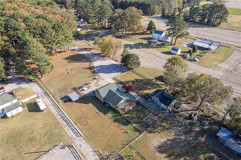 2820 Bunch Walnuts Rd Chesapeake, VA 23322 - Thumbnail 2