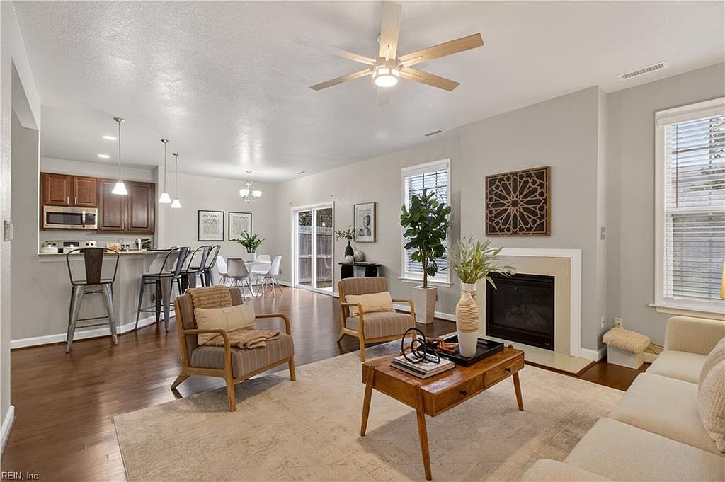 849 Brightleaf Pl Chesapeake, VA 23320 - Thumbnail 2