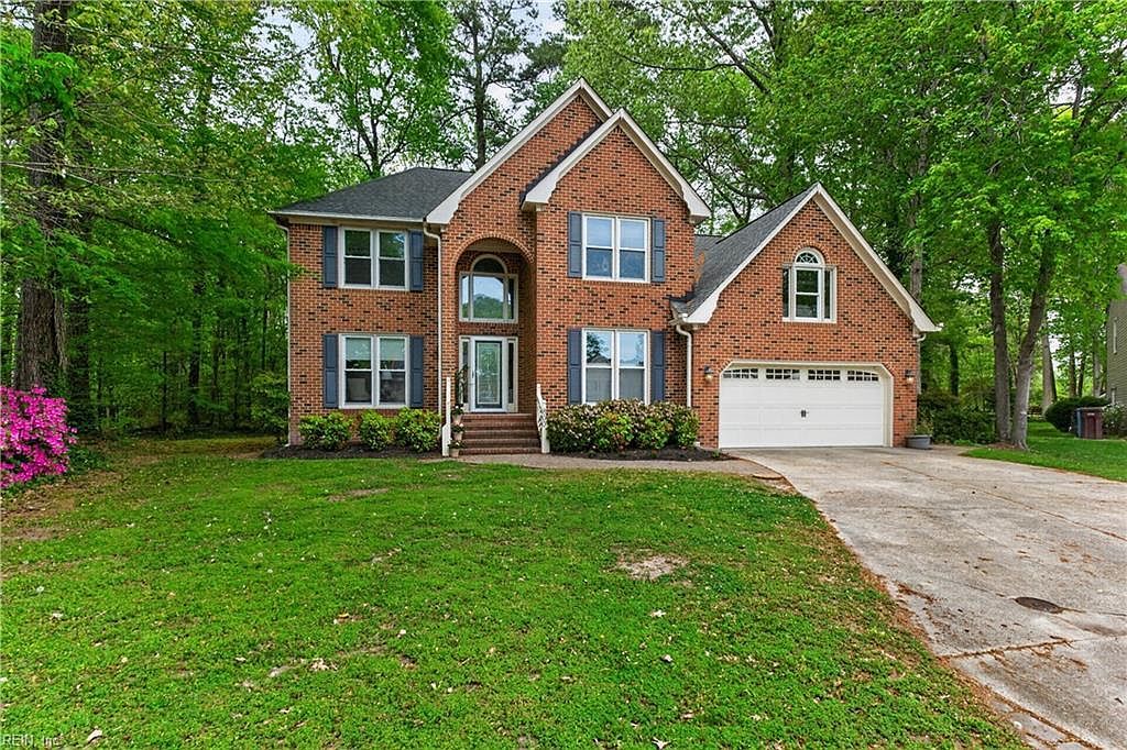 800 Dunwood Ct Chesapeake, VA 23322  | Single Family