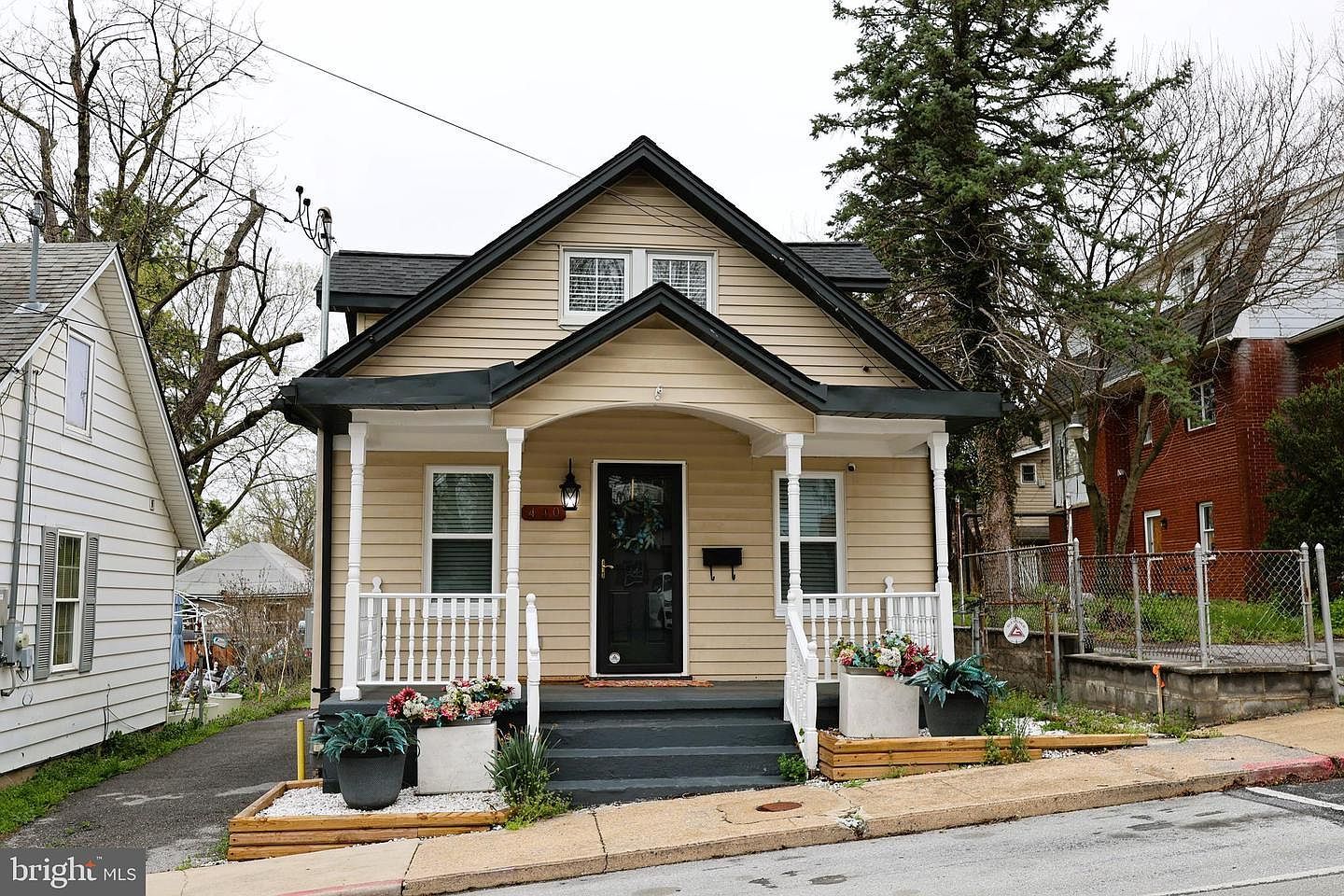 440 Liberty St Hagerstown, MD 21740  | Single Family