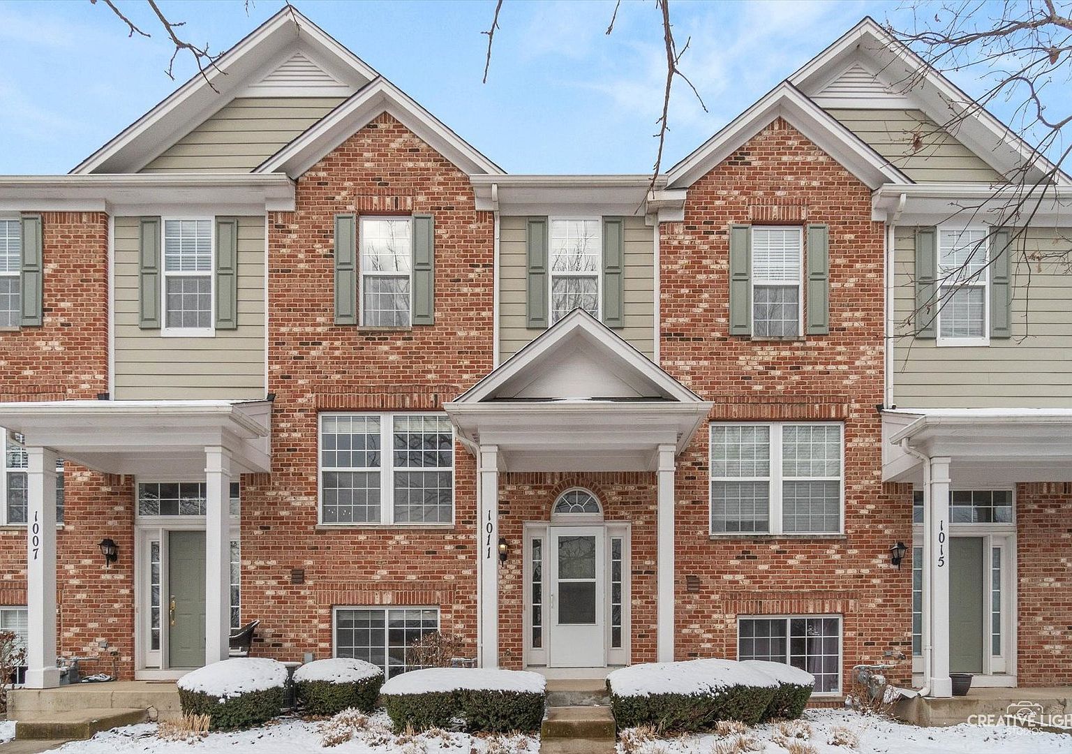 1011 Reserve Dr Elgin, IL 60124 - Thumbnail 2