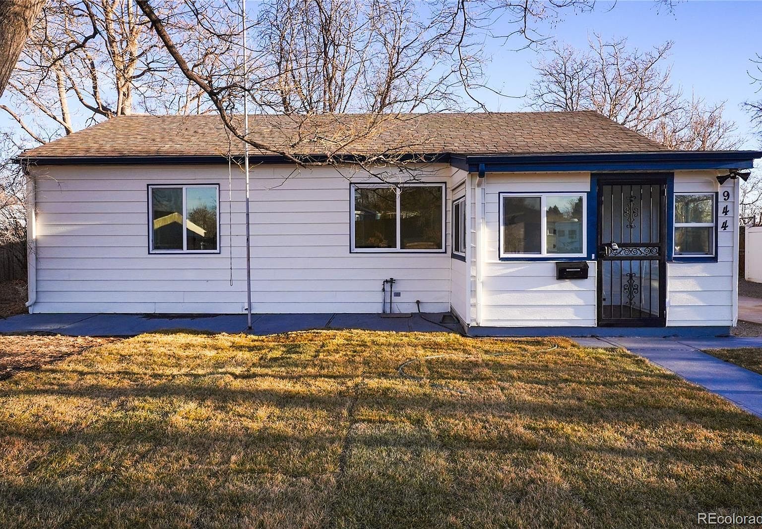 944 S Pecos Way Denver, CO 80223 - Thumbnail 2