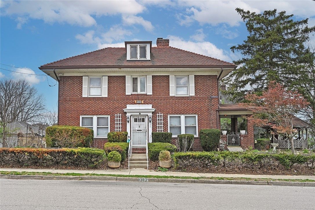 1312 Huffman Ave Dayton, OH 45403 - Thumbnail 2