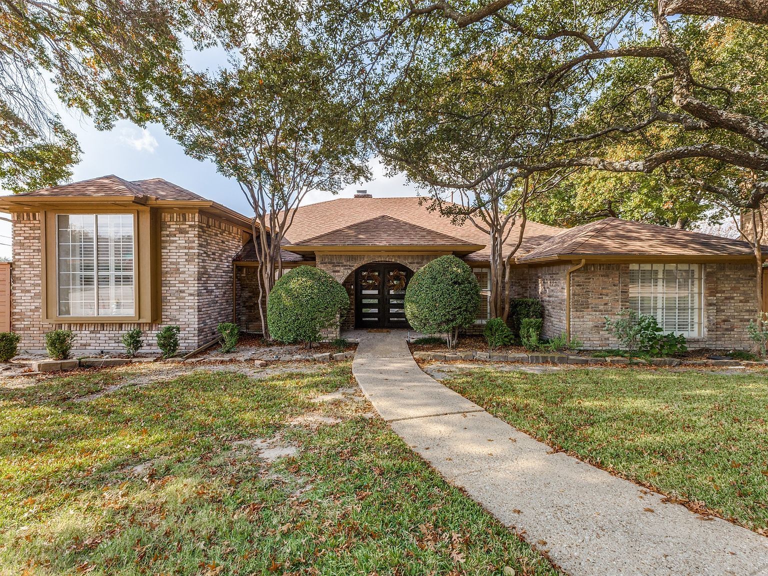 8517 Clover Meadow Dr Dallas, TX 75243 - Thumbnail 2