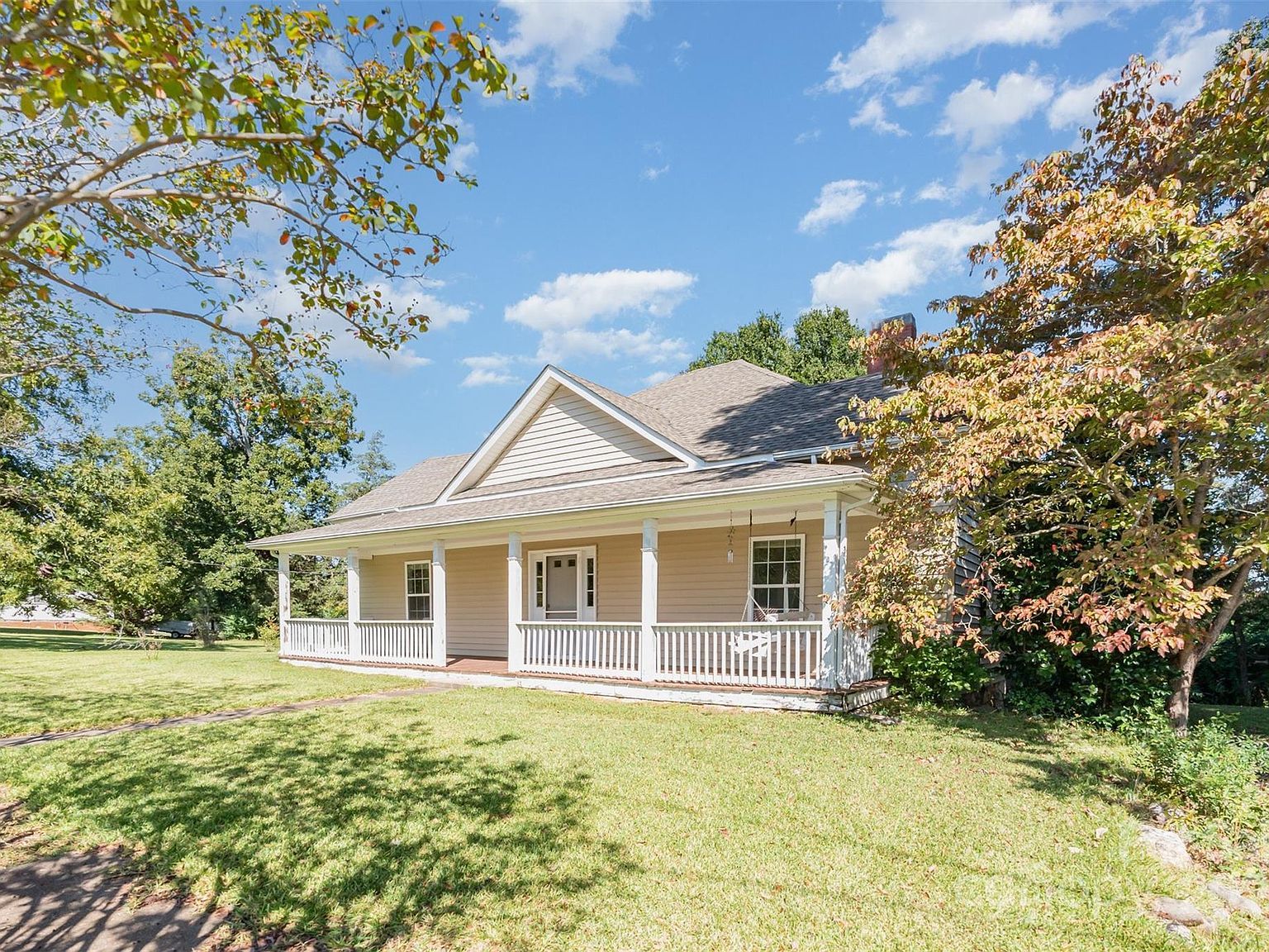 4030 Peachtree St Hickory Grove, SC 29717 - Thumbnail 2