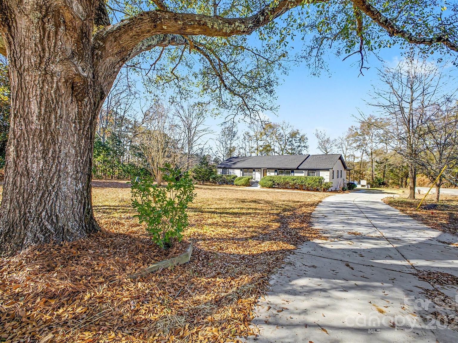 211 Ole Simpson Pl Catawba, SC 29704 - Thumbnail 2