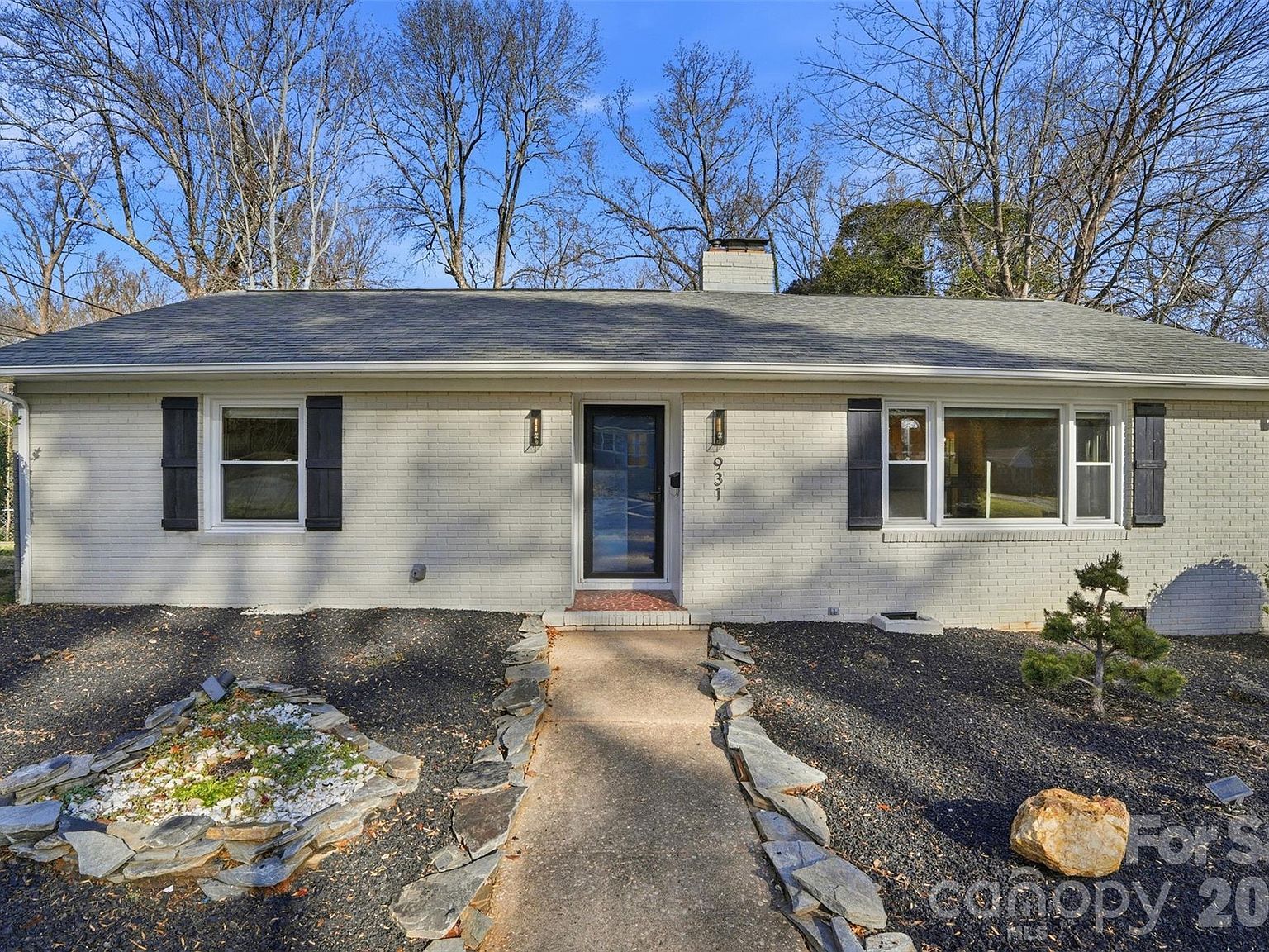 931 Hickory Nut St Charlotte, NC 28205 - Thumbnail 2