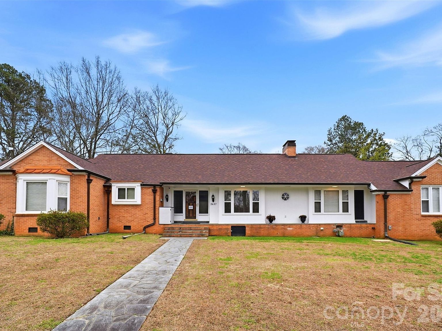 2637 Armstrong Cir Gastonia, NC 28054 - Thumbnail 2