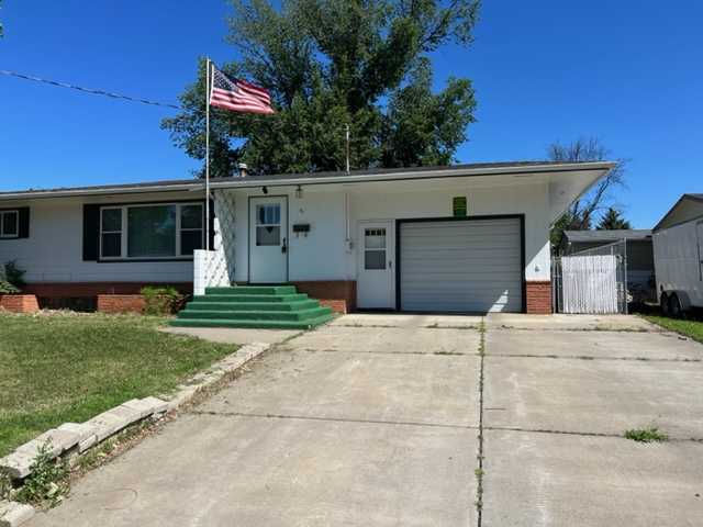 41 9th Street East, Dickinson, ND 58601, USA  | Single Family
