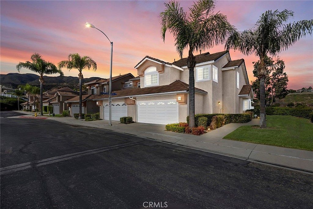 1544 Elegante Ct Corona, CA 92882 - Thumbnail 2