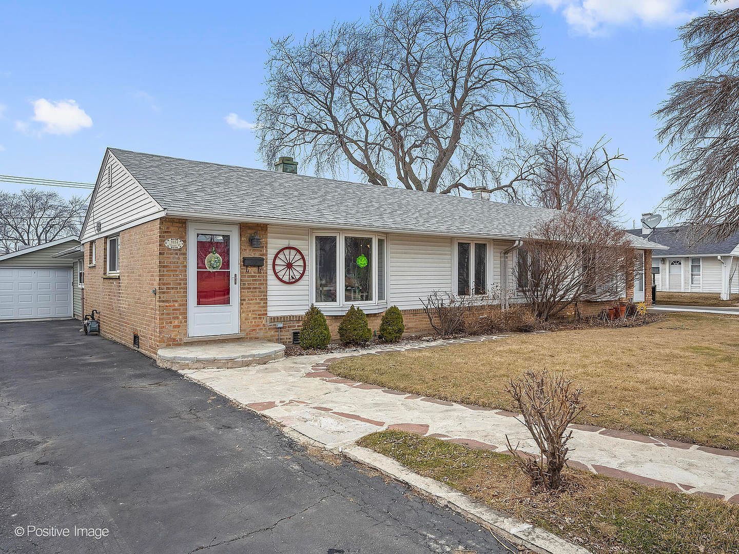 (undisclosed Address) Hometown, IL 60456 - Thumbnail 2