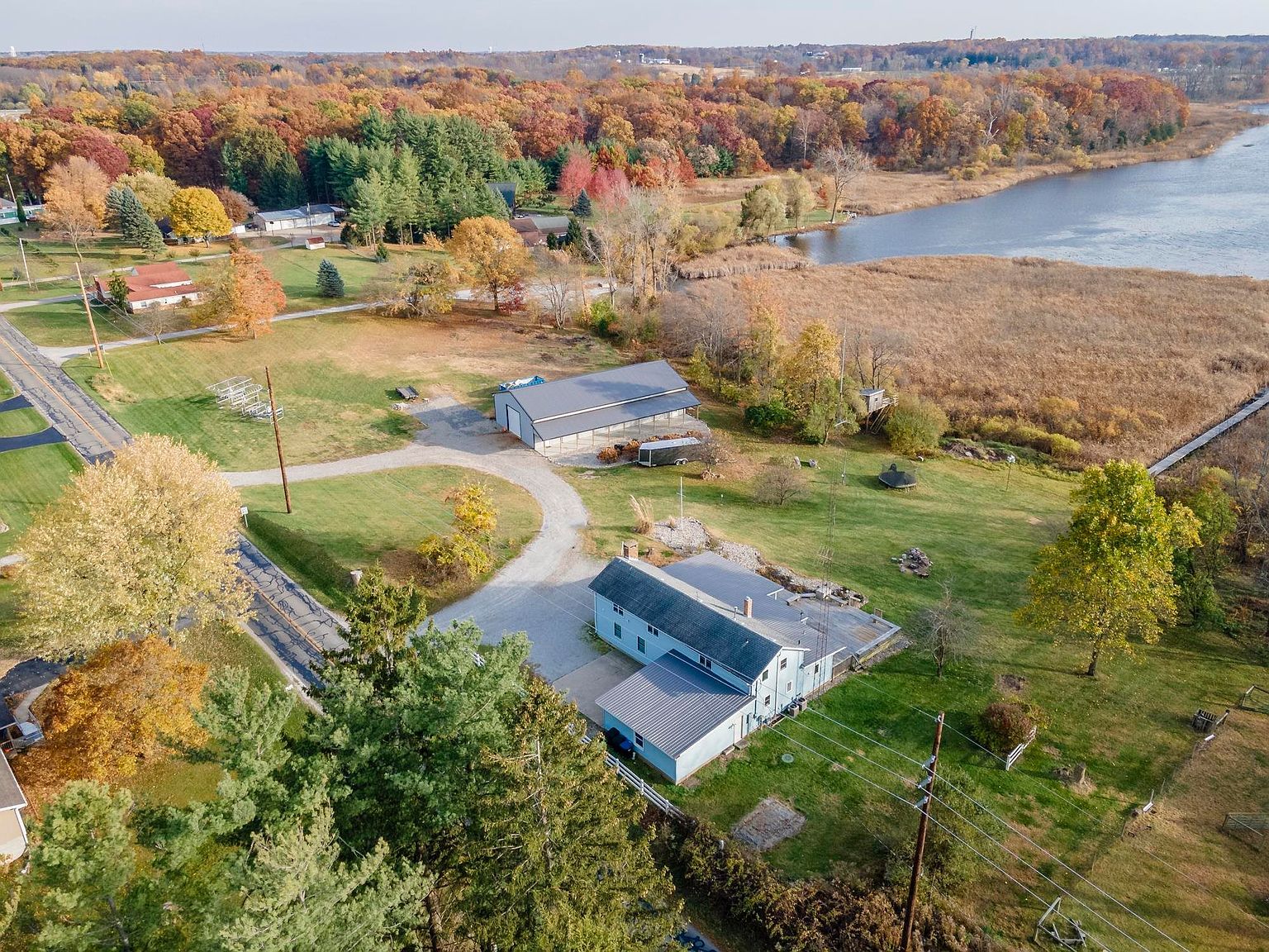 3095 W 100 N Angola, IN 46703 - Thumbnail 2