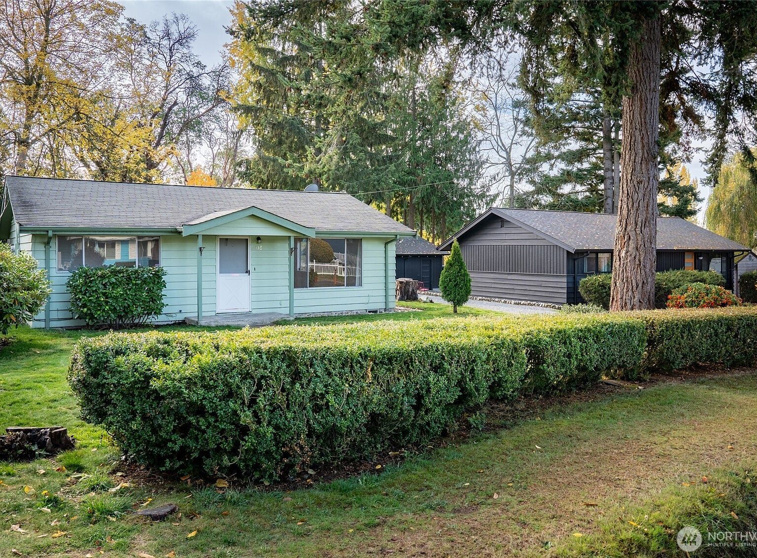 615 SW 124th St Seattle, WA 98146 - Thumbnail 2