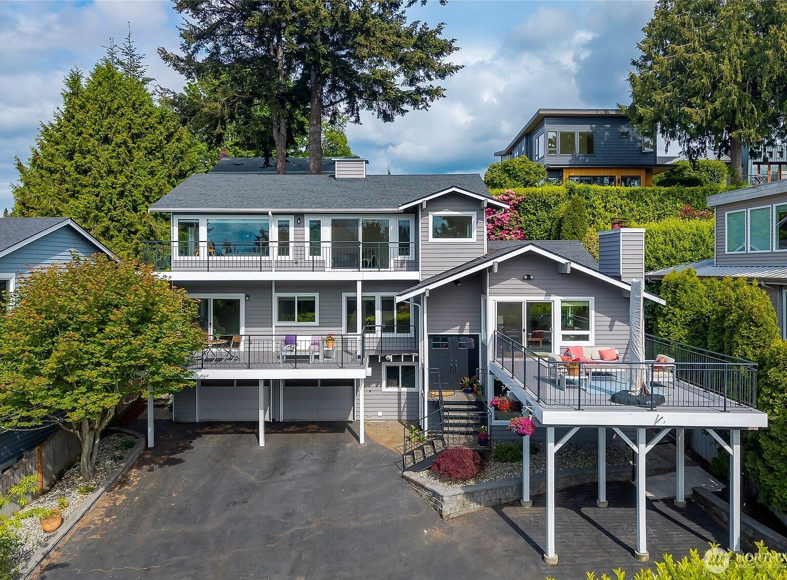 9226 25th Ave NW Seattle, WA 98117, 98117