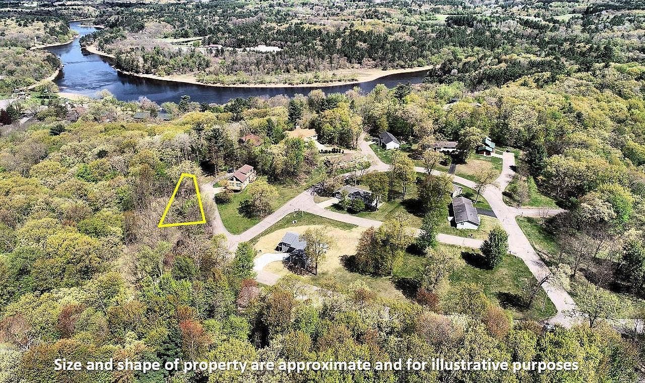 58 Redhawk Trl #58 Baraboo, WI 53913 - Thumbnail 2