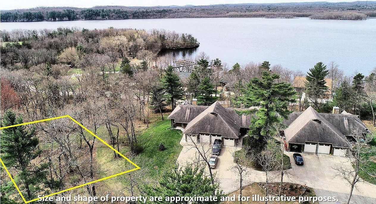 3-4 Greenway Crossing Pvt BUILDING 18 Wisconsin Dells, WI 53965 - Thumbnail 2