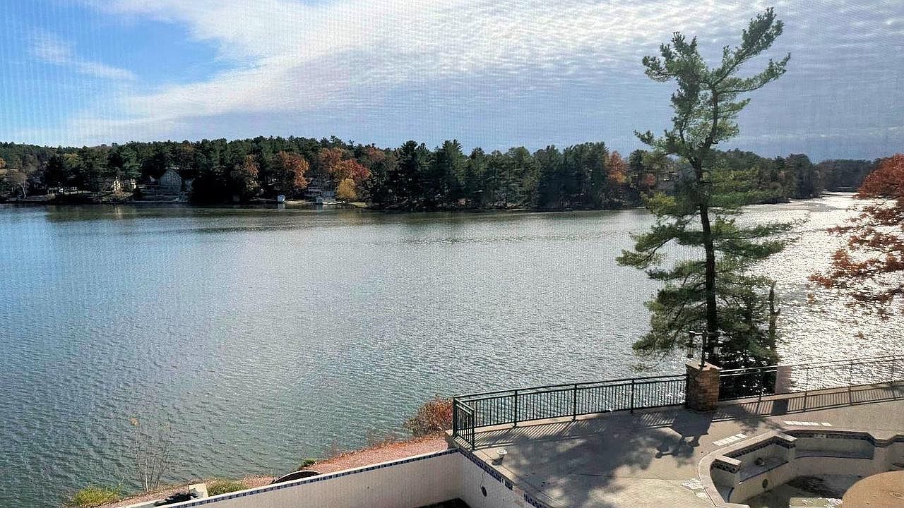 350 E Hiawatha Dr #212 Wisconsin Dells, WI 53965 - Thumbnail 2