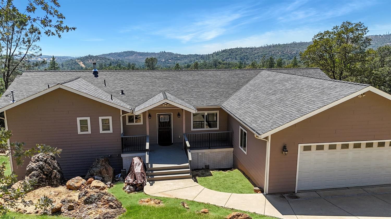 16806 George Way Grass Valley, CA 95949 - Thumbnail 2