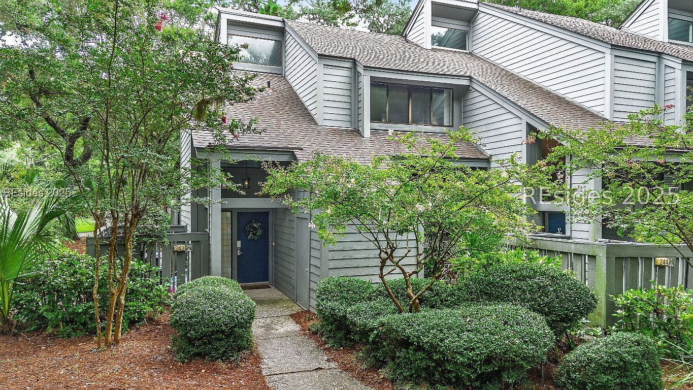 59 Carnoustie Rd APT 243 Hilton Head Island, SC 29928 - Thumbnail 2