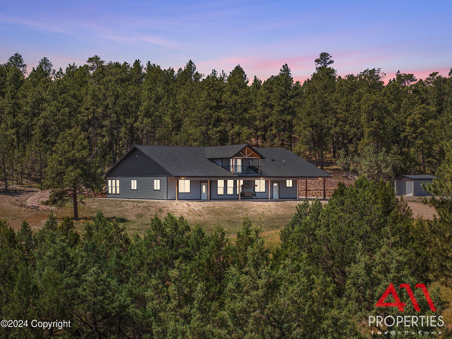 104 Holly Ave Moorcroft, WY 82721 - Thumbnail 2