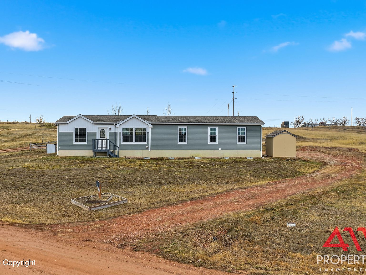239 Lincoln St W Moorcroft, WY 82721 - Thumbnail 2