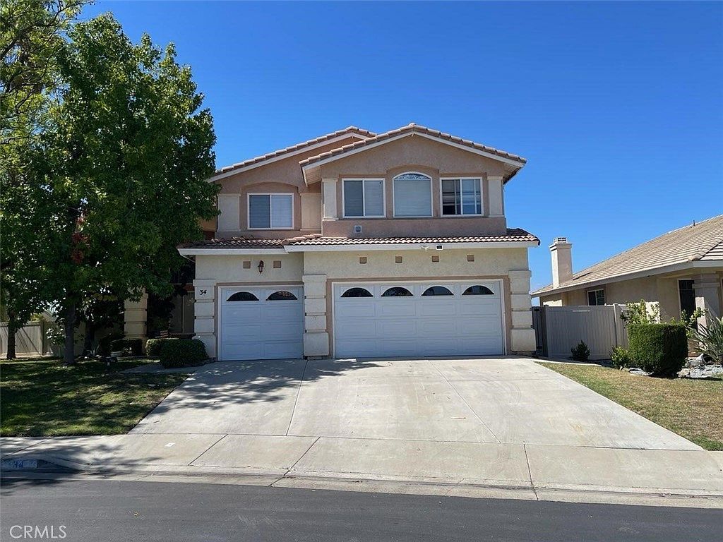 34 Corte Rivera Lake Elsinore, CA 92532  | Single Family