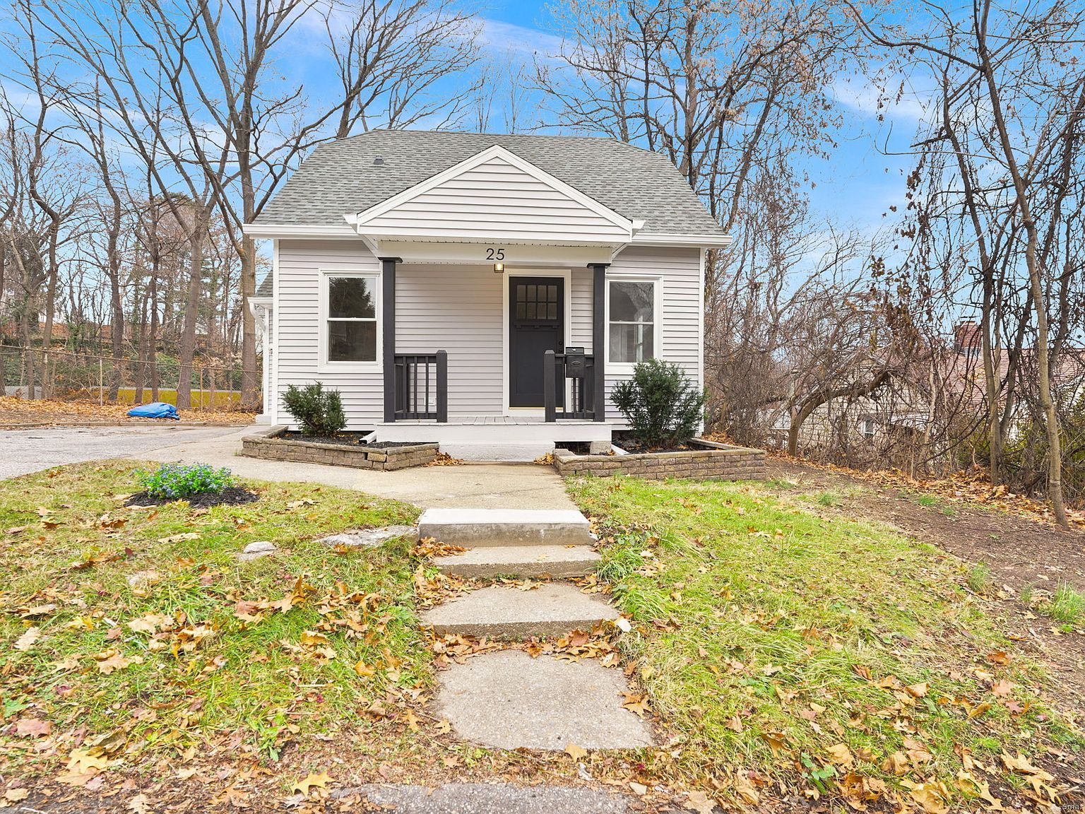 25 Gilbert St Shelton, CT 06484 - Thumbnail 2