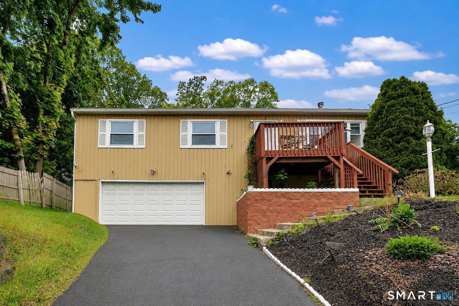 123 River Rd Shelton, CT 06484 | Single Family