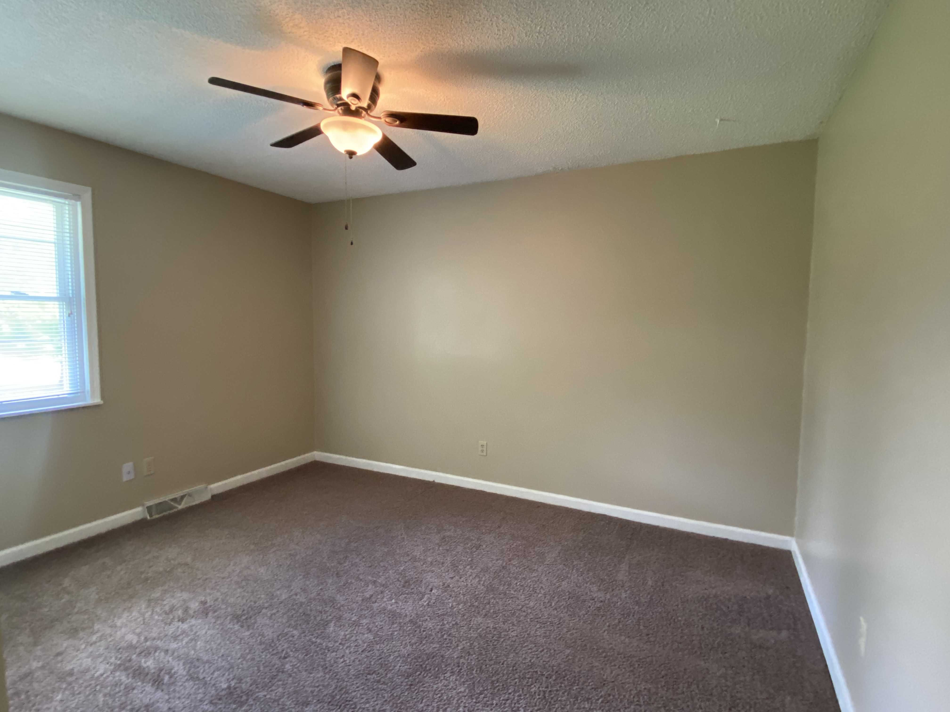 862 South Atcher Street, Radcliff, KY, USA, 40160 - Thumbnail 3