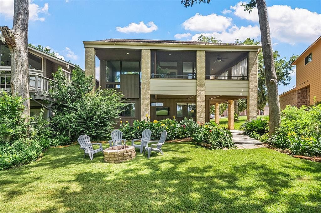 100 Cove W Montgomery, TX 77356 - Thumbnail 2