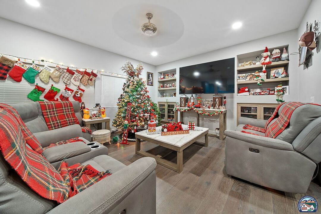 657 Cactus St Imperial, CA 92251 - Thumbnail 2