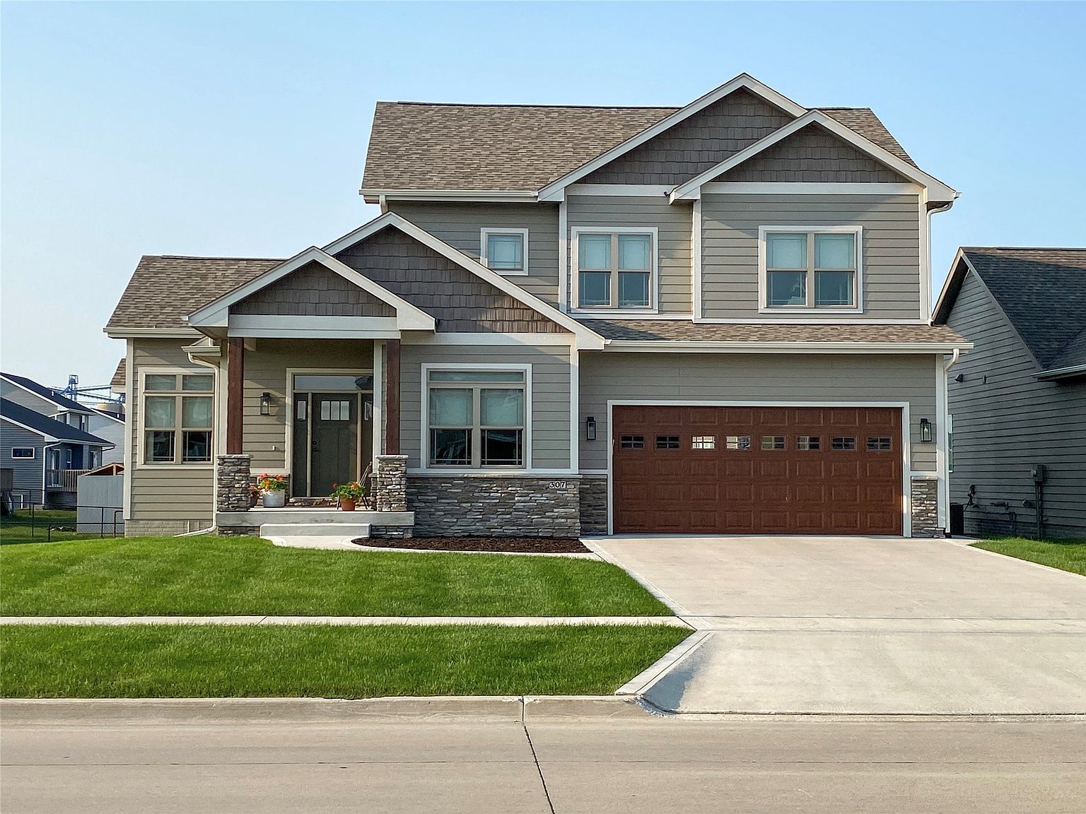 307 Aspen Dr NE Bondurant, IA 50035 - Thumbnail 2