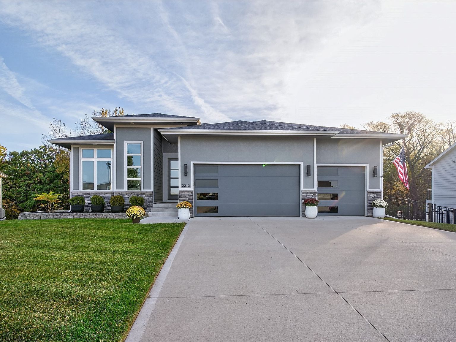 2213 NE Heritage Dr Grimes, IA 50111 - Thumbnail 2