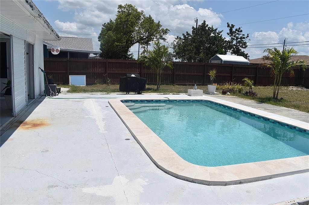 821 Silver Springs Ter NW Pt Charlotte, FL 33948 - Thumbnail 2