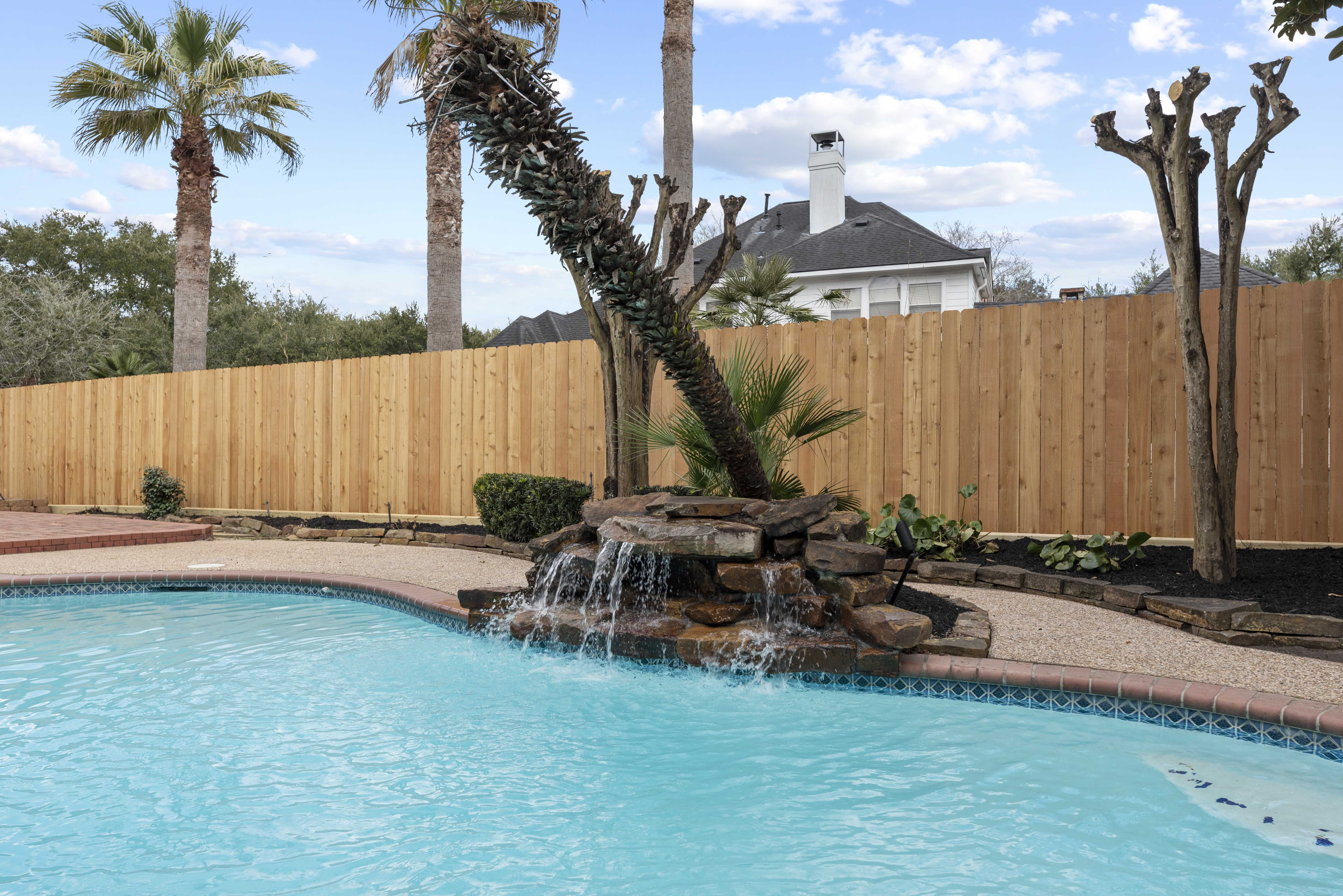 2703 Briar Bend Court, Sugar Land, TX, USA, 77479 - Thumbnail 3