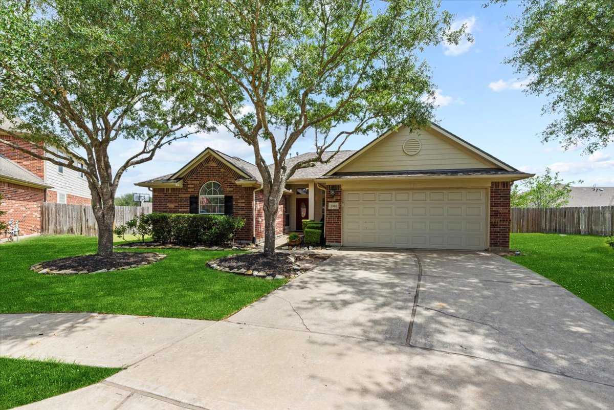 5303 Sundown Canyon Court, Katy, TX, USA, 77494 - Thumbnail 2