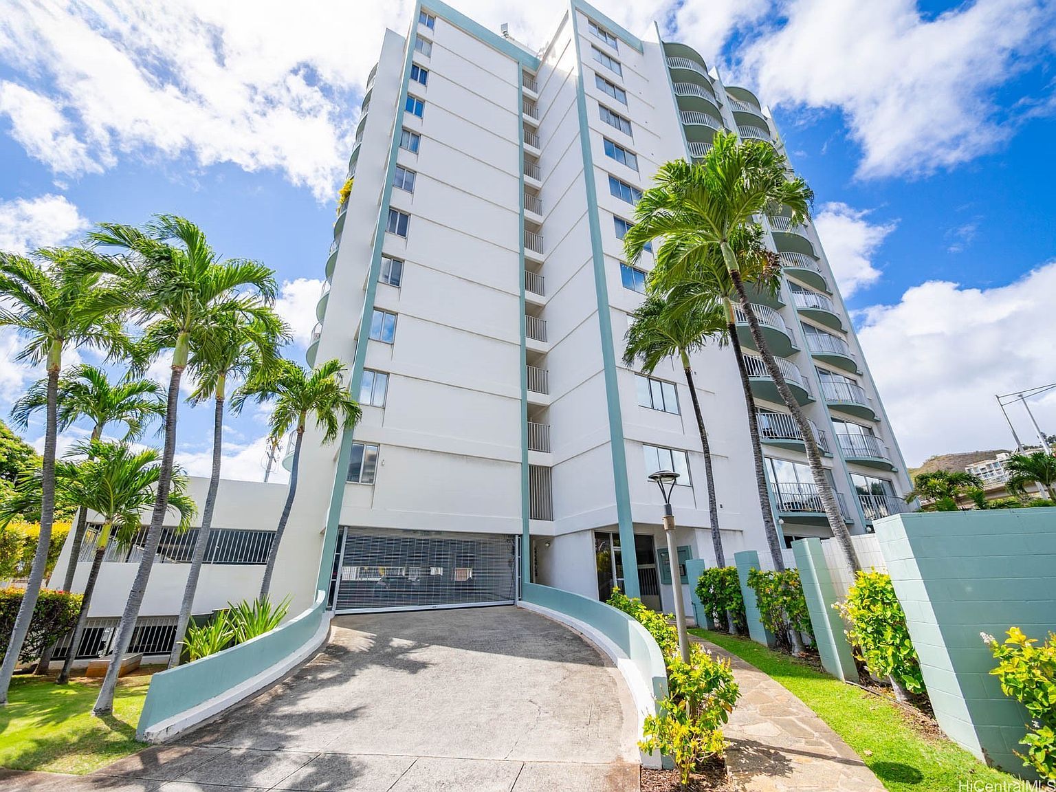 710 Lunalilo St APT 402 Honolulu, HI 96813 - Thumbnail 2