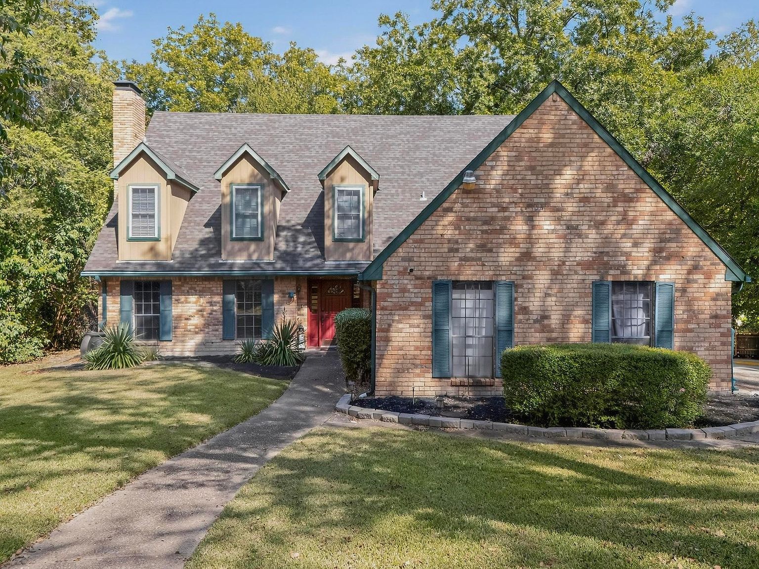 277 Creekwood Dr Lancaster, TX 75146 - Thumbnail 2