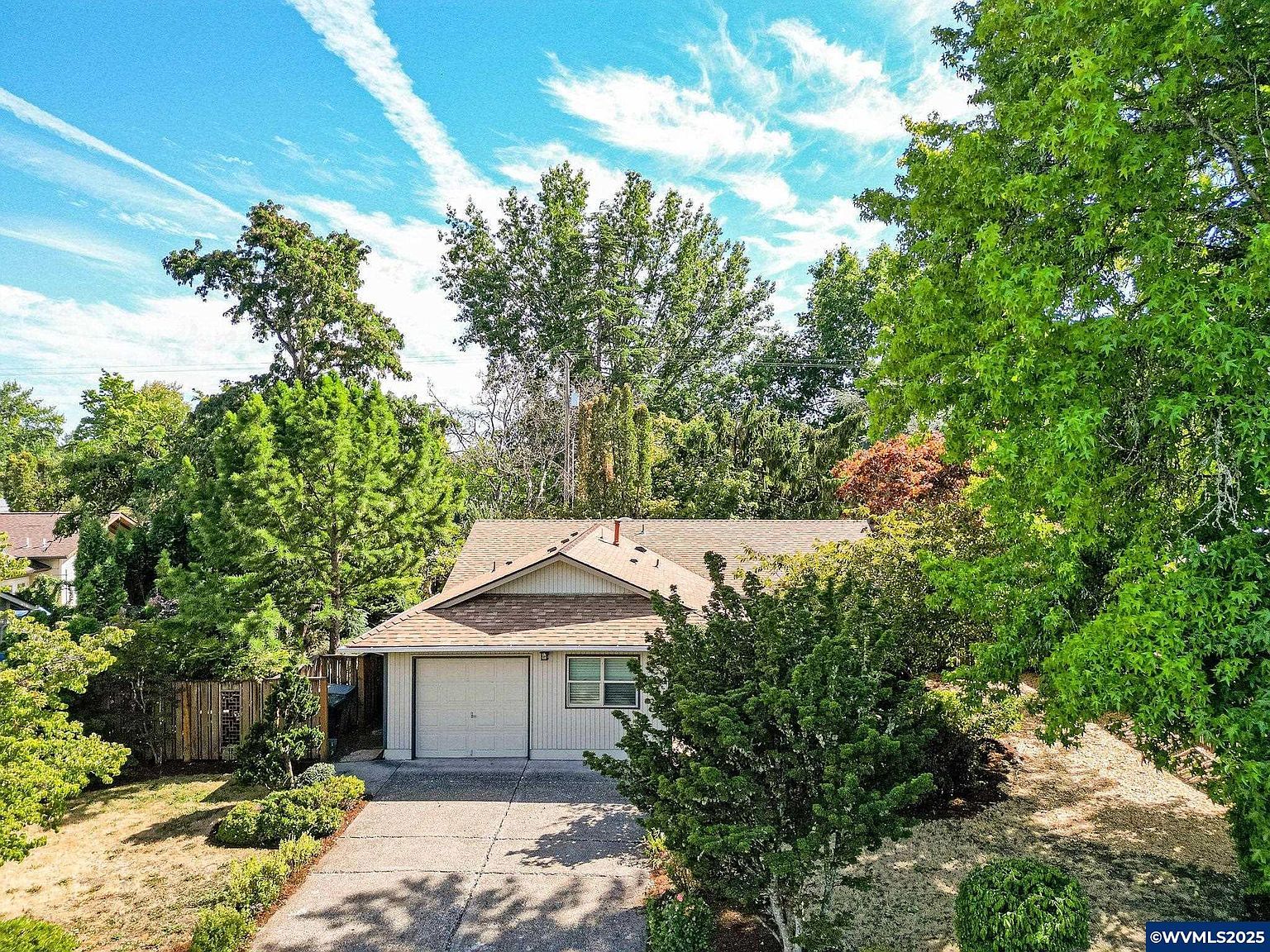 1524 NW Forestgreen Ave Corvallis, OR 97330 - Thumbnail 2