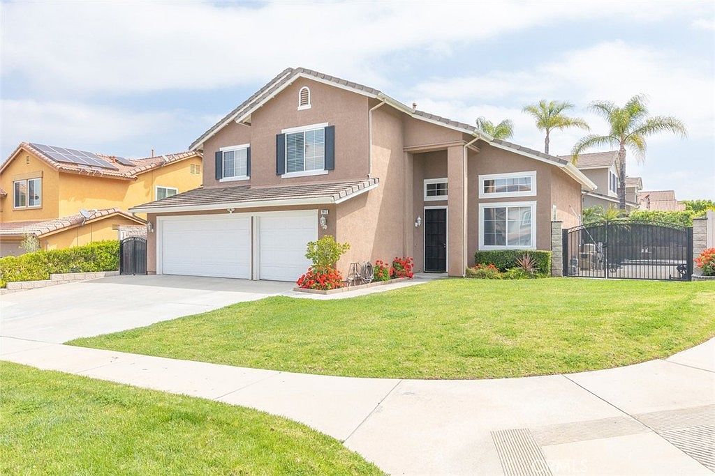 2487 Sweet Rain Way Corona, CA 92881 - Thumbnail 2