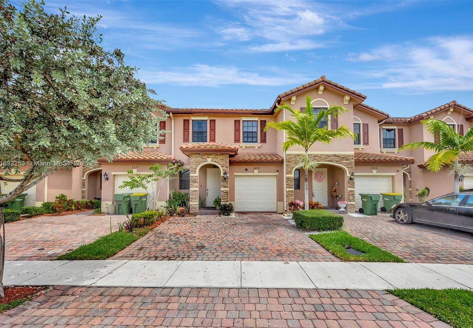 3777 SE 1st St Homestead, FL 33033 - Thumbnail 2