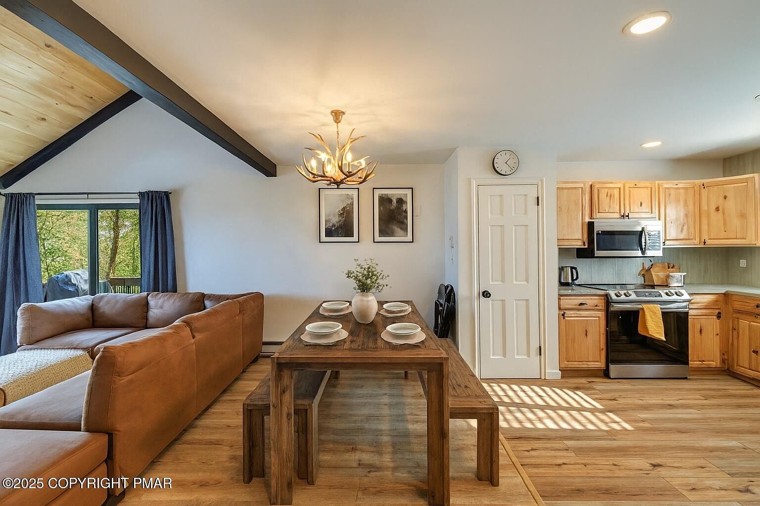 125 Cross Country Ln Tannersville, PA 18372 - Thumbnail 2