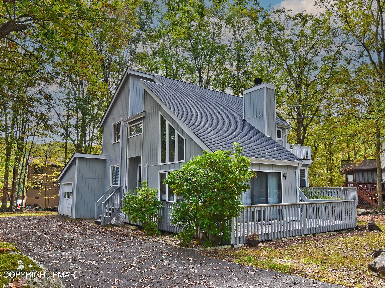 1808 Jennifer Dr East Stroudsburg, PA 18301 - Thumbnail 2